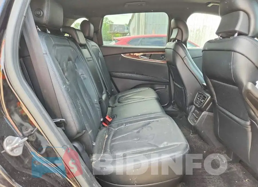 2LMPJ8LR2JBL14186 Photo# 11