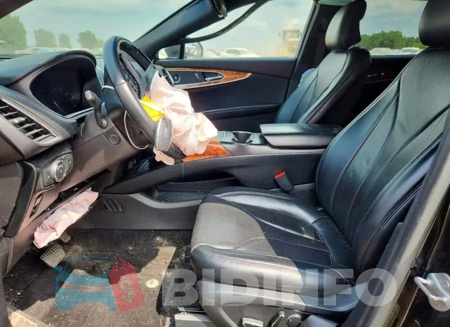 2LMPJ8LR2JBL14186 Photo# 7