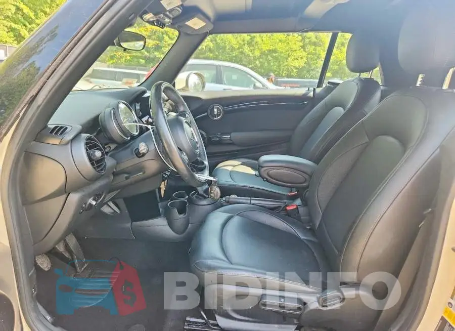 WMWWJ3C03M3M41742 Photo# 7