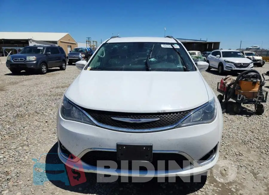 2C4RC1EG8JR315064 Photo# 5