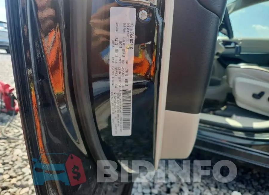 2C4RC1GG4HR841599 Photo# 13