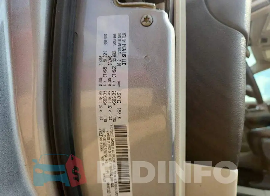 2C4RC1GG5JR245794 Photo# 13
