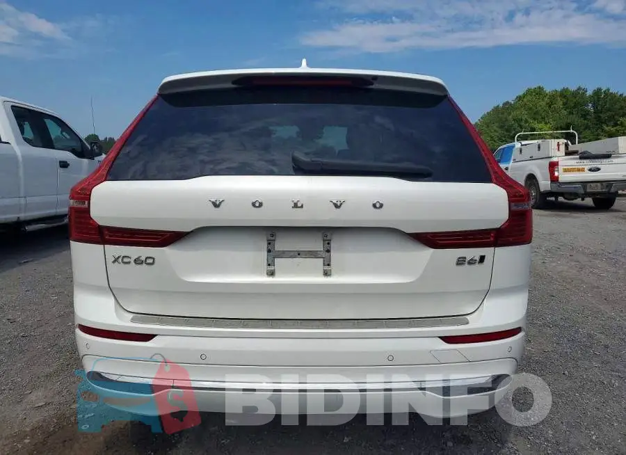 YV4062RL9N1078816 Photo# 6