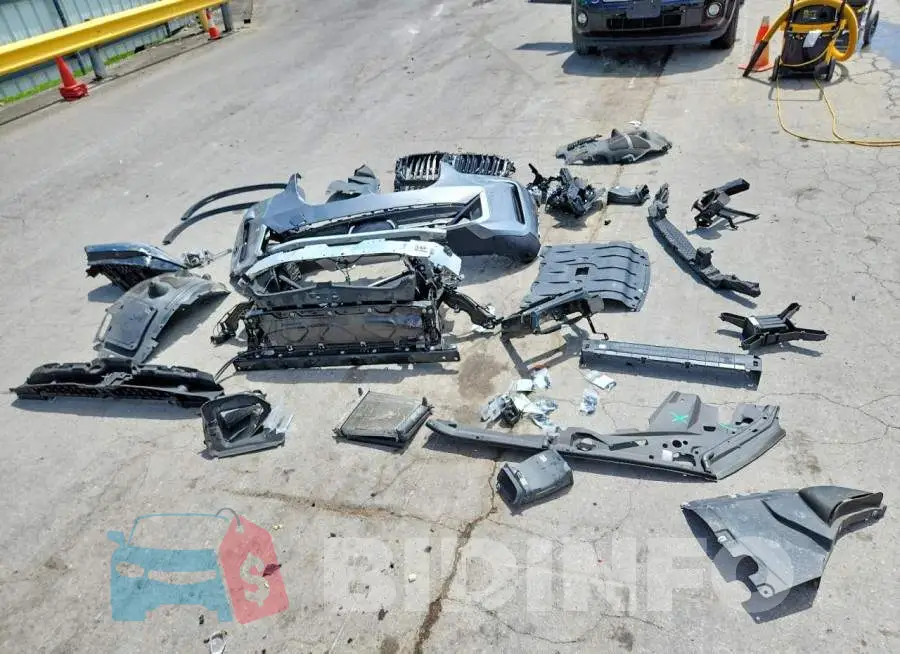 5UX23EU01R9V13157 Photo# 13