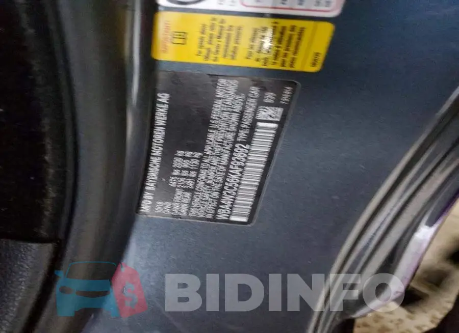WBA4W3C56KAF93692 Photo# 12