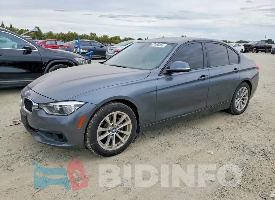 WBA8E1G5XJNU92677 Photo# 1