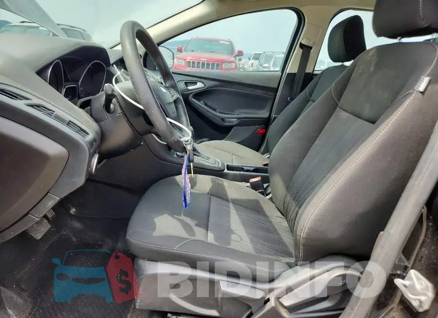 1FADP3F28HL300635 Photo# 7