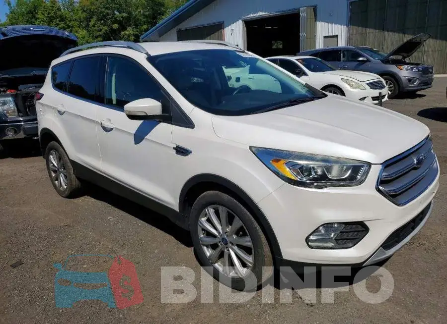 1FMCU9J97HUE18414 Photo# 4