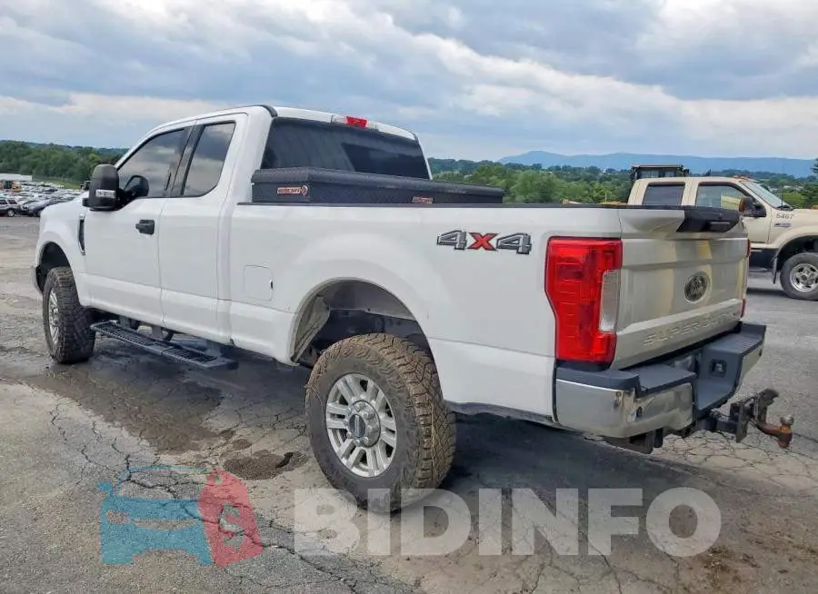 1FT7X2B65HED69636 Photo# 2
