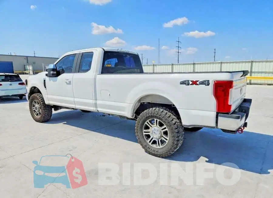 1FT7X2B67HEC60272 Photo# 2