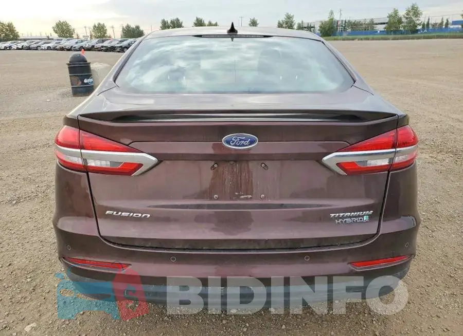 3FA6P0RU8KR227392 Photo# 6