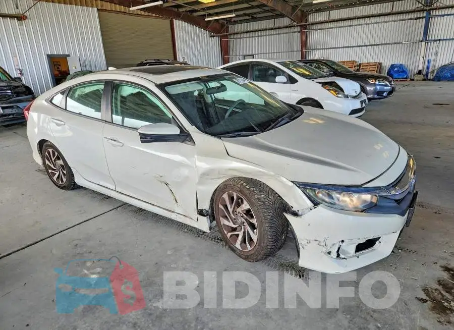 19XFC2F71HE232403 Photo# 4