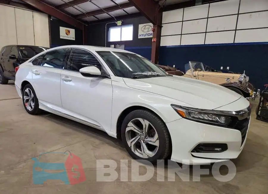 1HGCV1F53JA172947 Photo# 4
