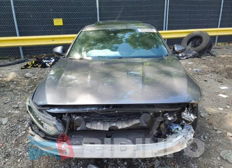 1HGCV2F39JA038397 Photo# 5