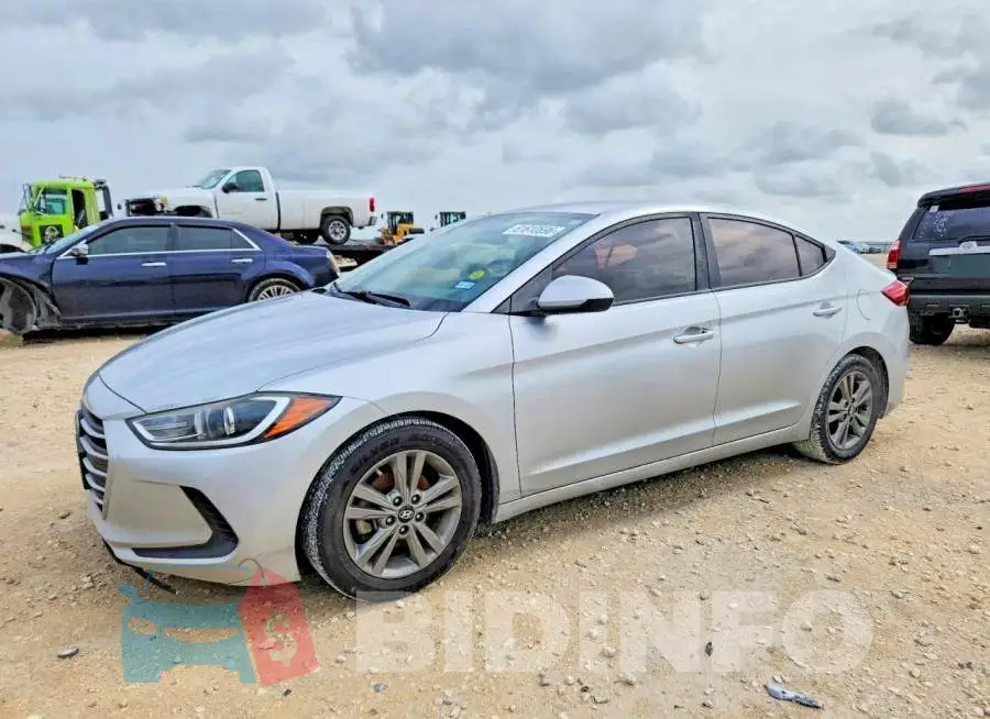 KMHD84LF4HU388917 Photo# 1
