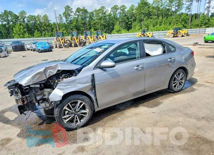 3KPF24AD2RE711300 Photo# 1