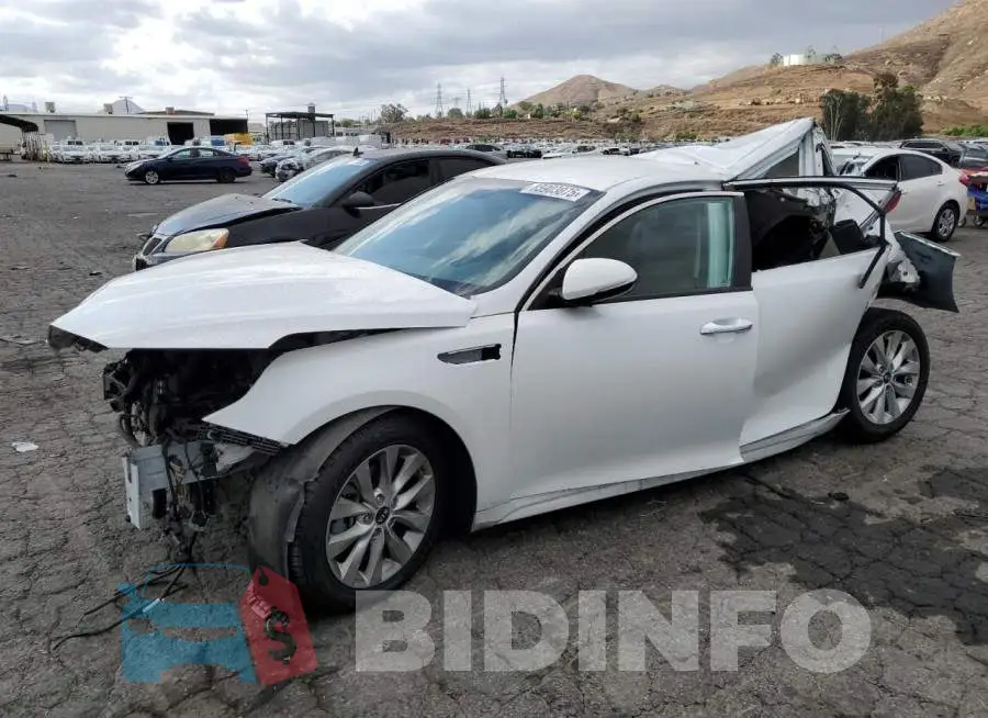 5XXGT4L32JG262976 Photo# 1