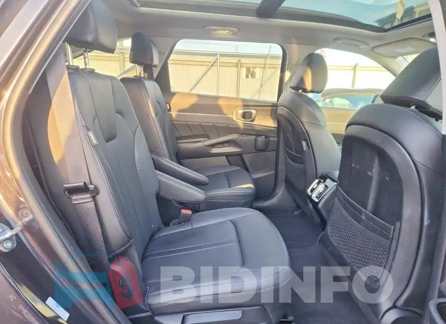 5XYRKDJF9SG392601 Photo# 11