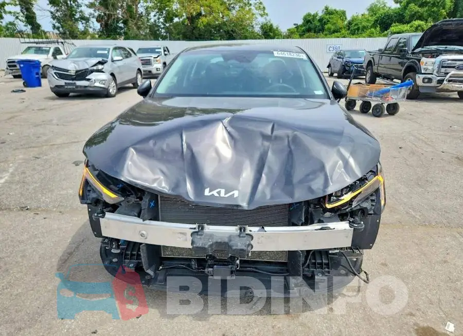 KNAG24J75S5346737 Photo# 5
