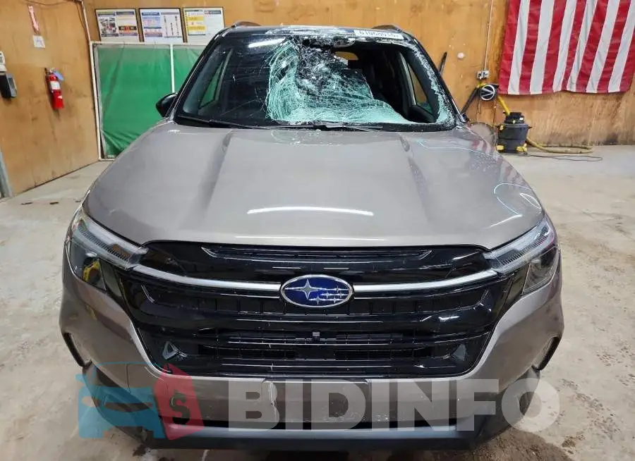JF2SLSTD3SH427804 Photo# 5
