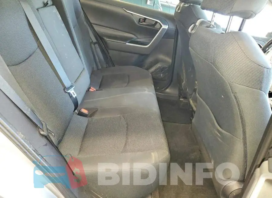 2T3G1RFV6KW077831 Photo# 11
