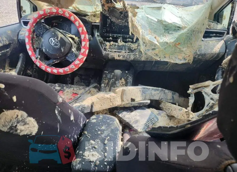 5YFB4MDE4RP225762 Photo# 8