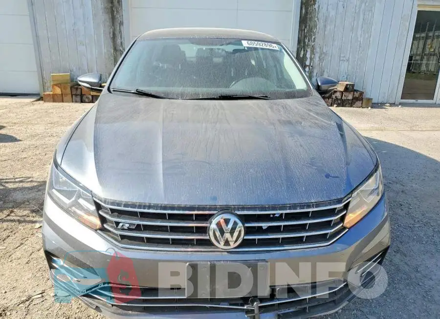 1VWDT7A34HC063619 Photo# 5