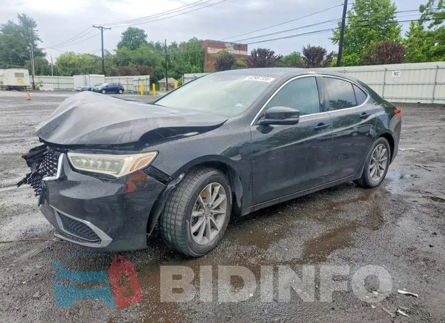 19UUB1F35JA001855 Photo# 1