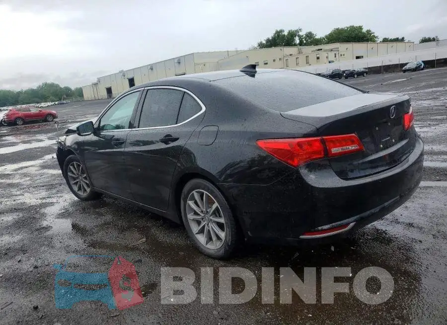 19UUB1F35JA001855 Photo# 2