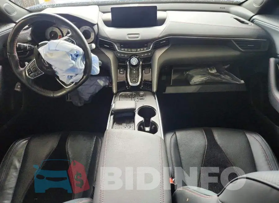 19UUB6F52PA003294 Photo# 8