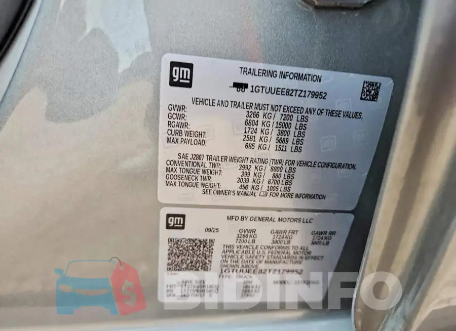 1GTUUEE82TZ179952 Photo# 12