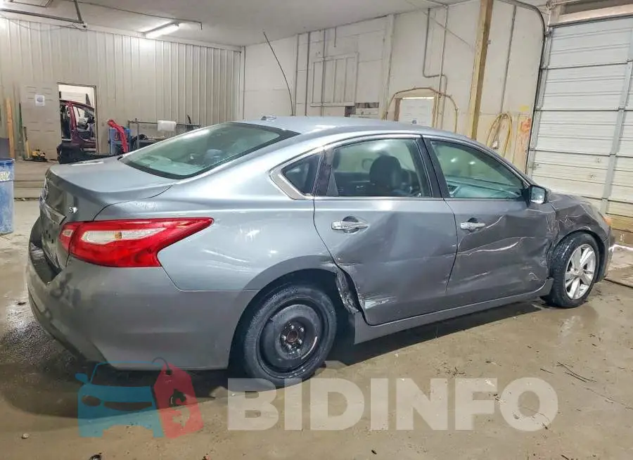 1N4AL3AP4HC180463 Photo# 3