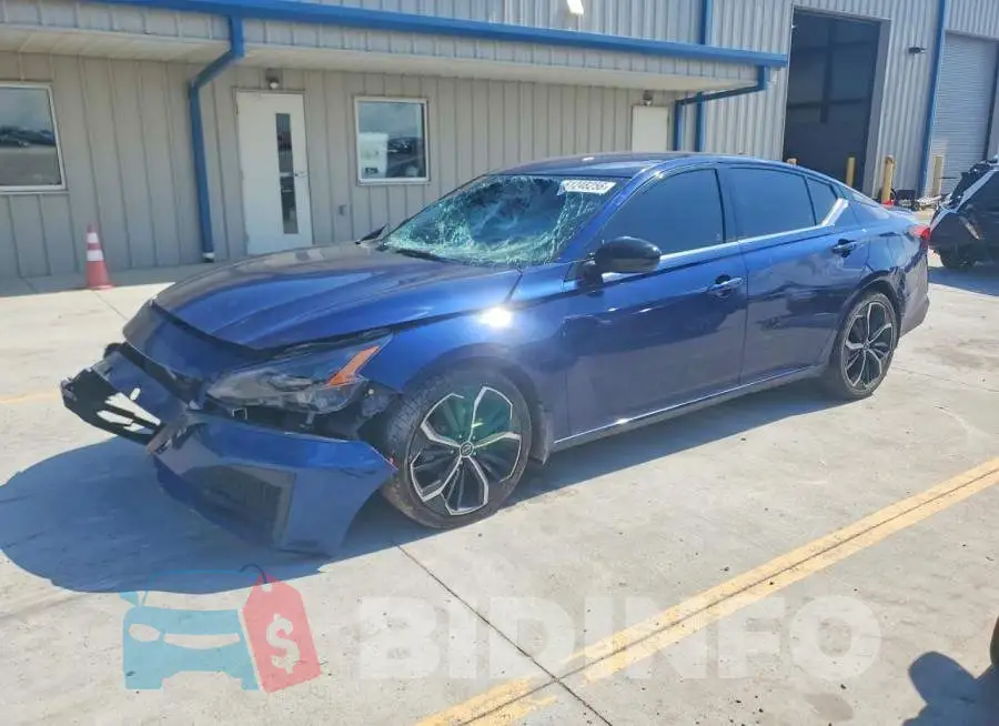 1N4BL4CV4PN350989 Photo# 1