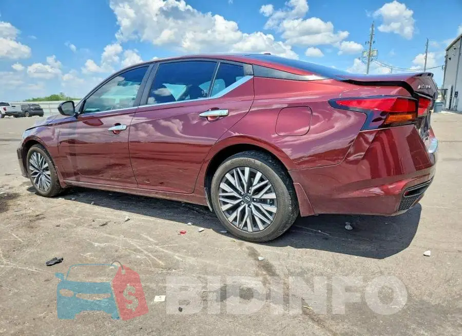 1N4BL4DV2PN407544 Photo# 2