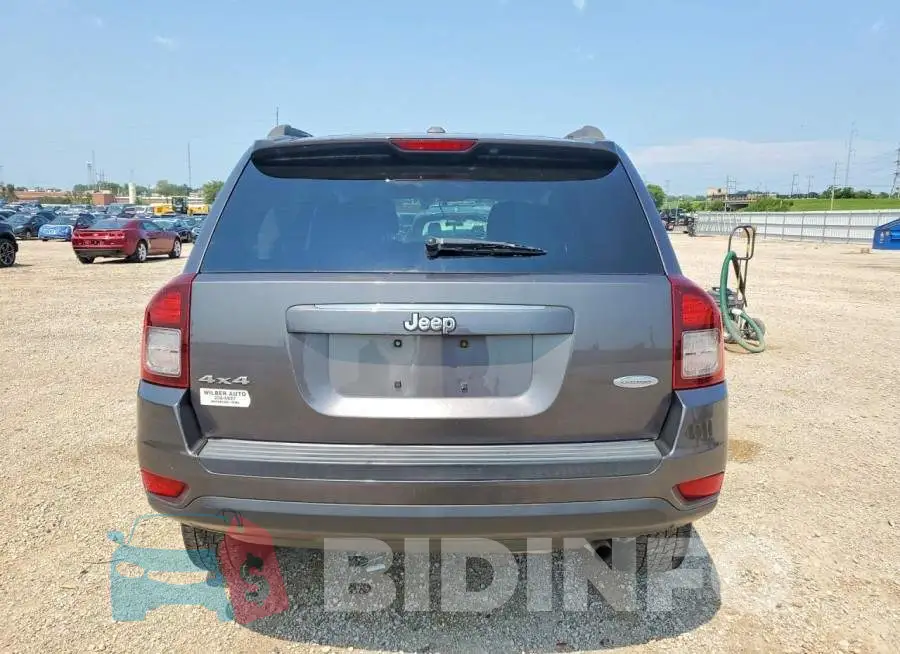 1C4NJDEB5HD139954 Photo# 6