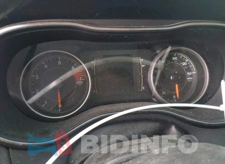 1C4PJMLB8KD182400 Photo# 9