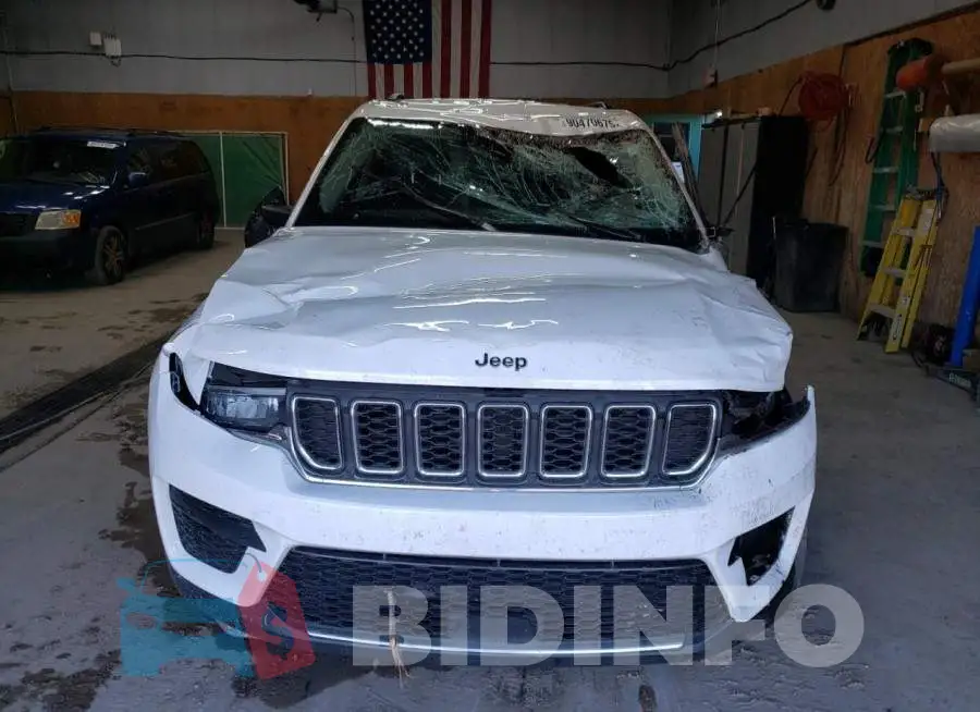 1C4RJHAG8N8573817 Photo# 5