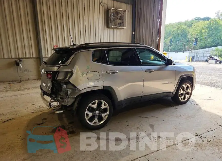 3C4NJDCB5LT150393 Photo# 3