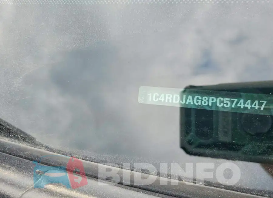 1C4RDJAG8PC574447 Photo# 13