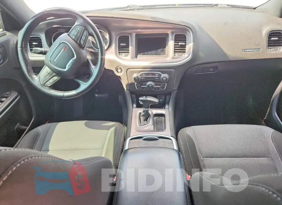 2C3CDXBG6NH234882 Photo# 8