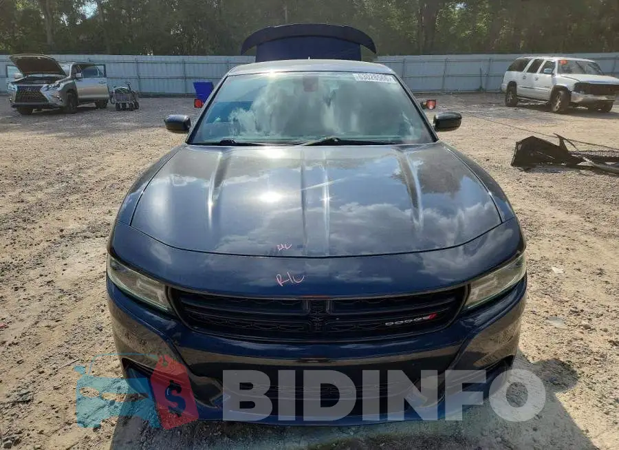 2C3CDXCTXHH572253 Photo# 5