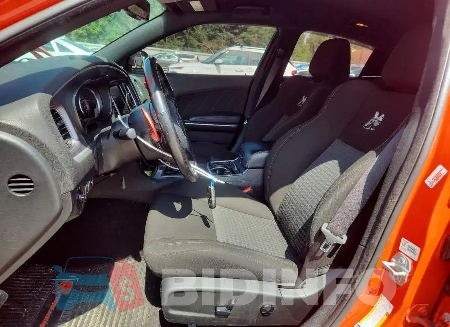 2C3CDXGJ8LH178137 Photo# 7