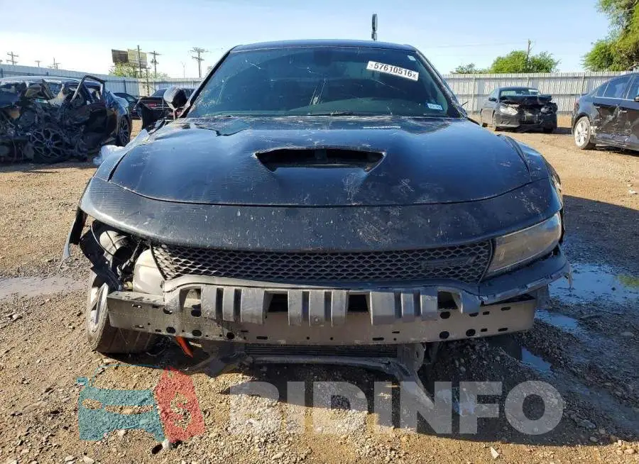 2C3CDXHG7PH626702 Photo# 5