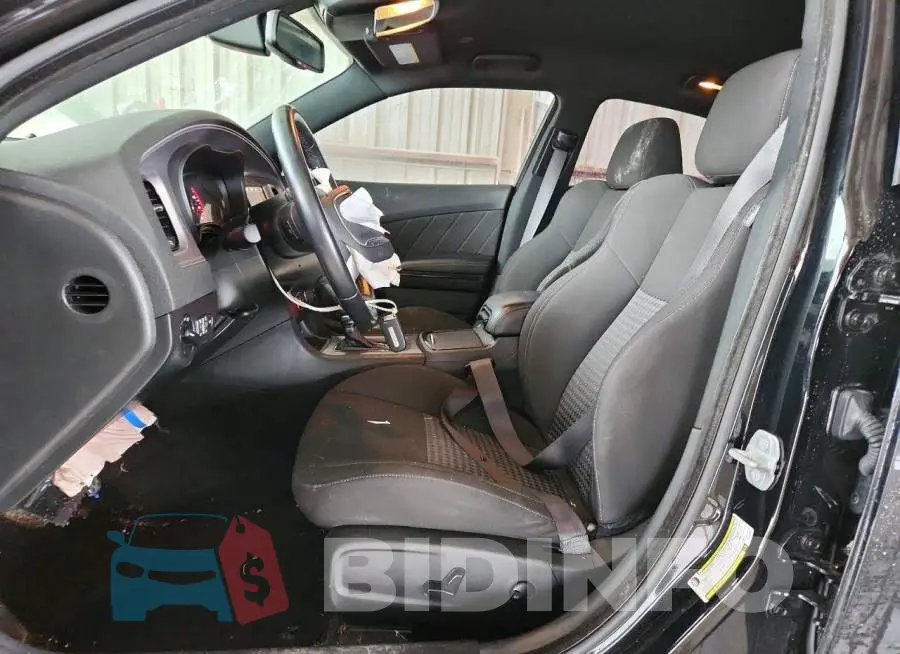 2C3CDXHG8PH555266 Photo# 7