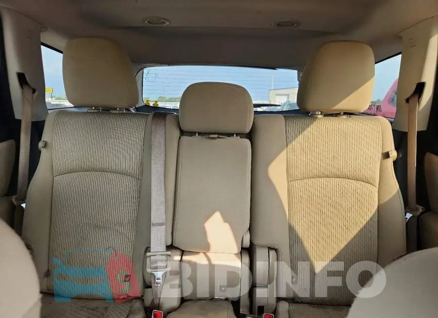 3C4PDCBG4HT572282 Photo# 10