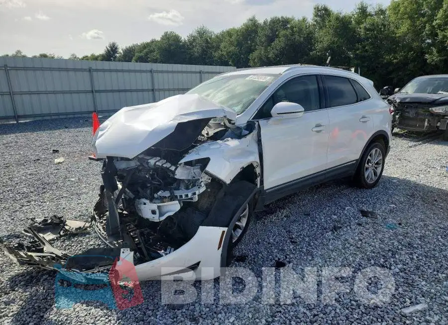 5LMCJ2C98KUL50173 Photo# 1