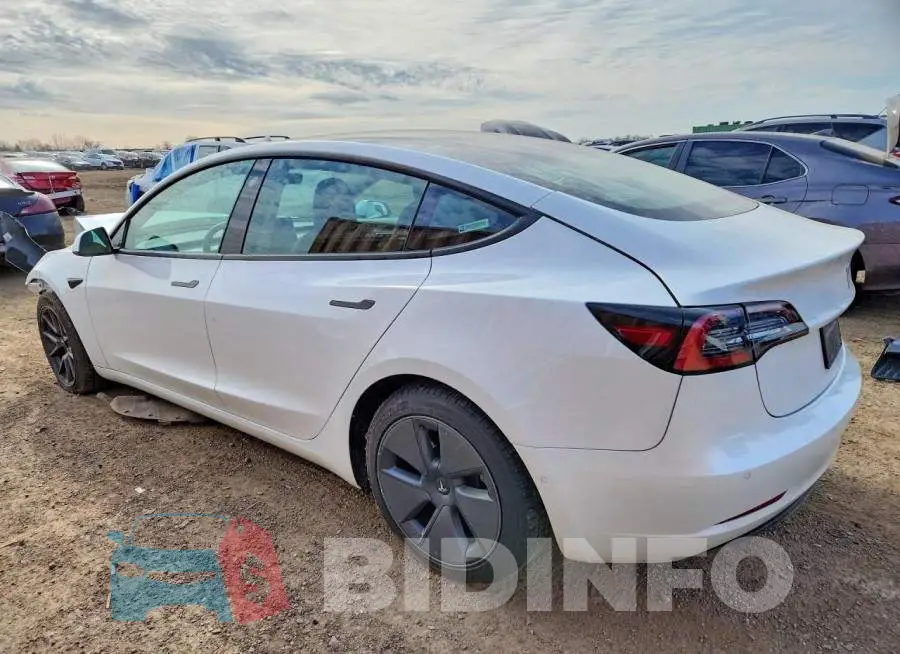 5YJ3E1EB1NF107761 Photo# 2