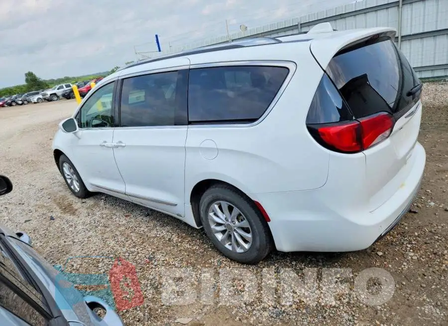 2C4RC1BG4JR106893 Photo# 2