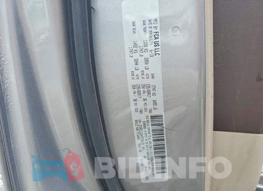 2C4RC1CGXKR734103 Photo# 13