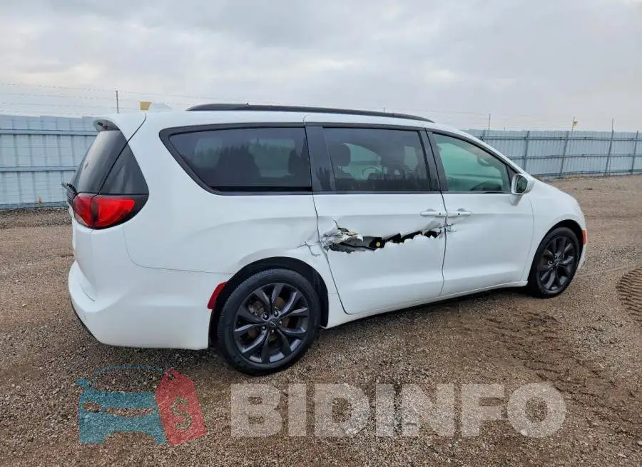 2C4RC1FG0LR224145 Photo# 3